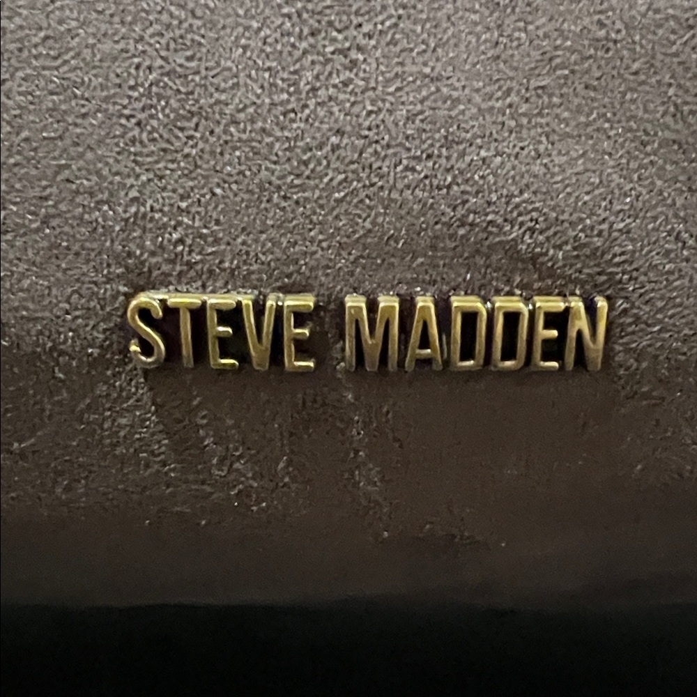 Steve Madden | Chocolate Hobo Bag w/ Extra Crossbody Bag & Strap. - Picture 12 of 14